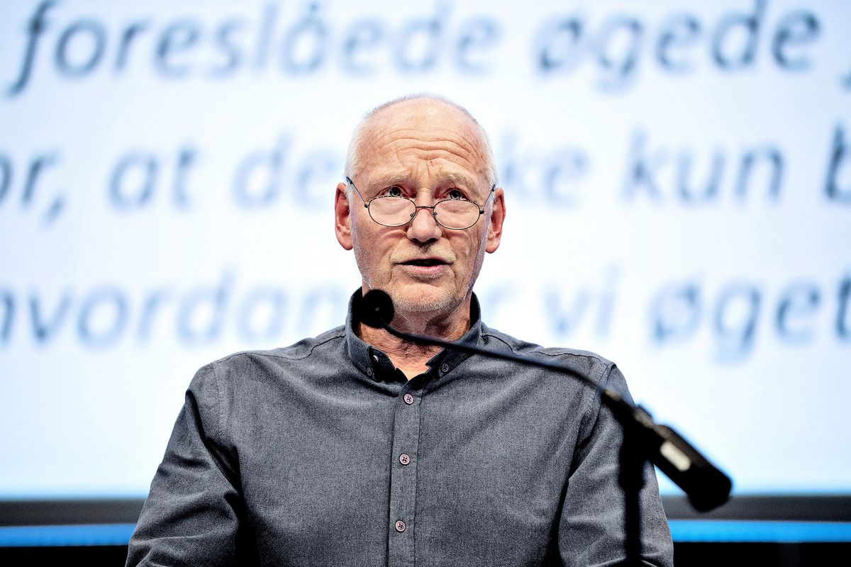 KLF's formand, Lars Sørensen, på talerstolen i Tivoli Congress Center. Foto: Nils Meilvang KLF's formand, Lars Sørensen, på talerstolen i Tivoli Congress Center. Foto: Nils Meilvang